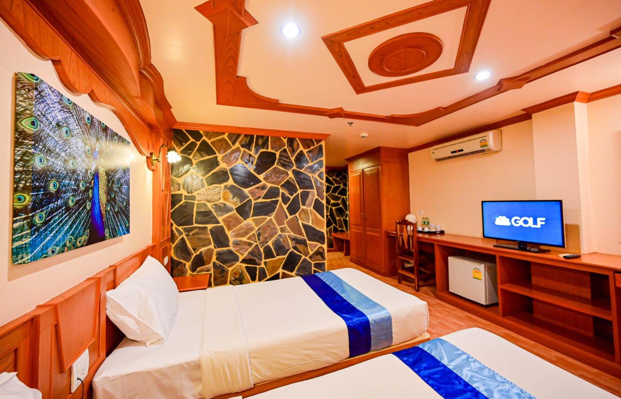 Tiger Complex Hotel Patong Eksteriør billede