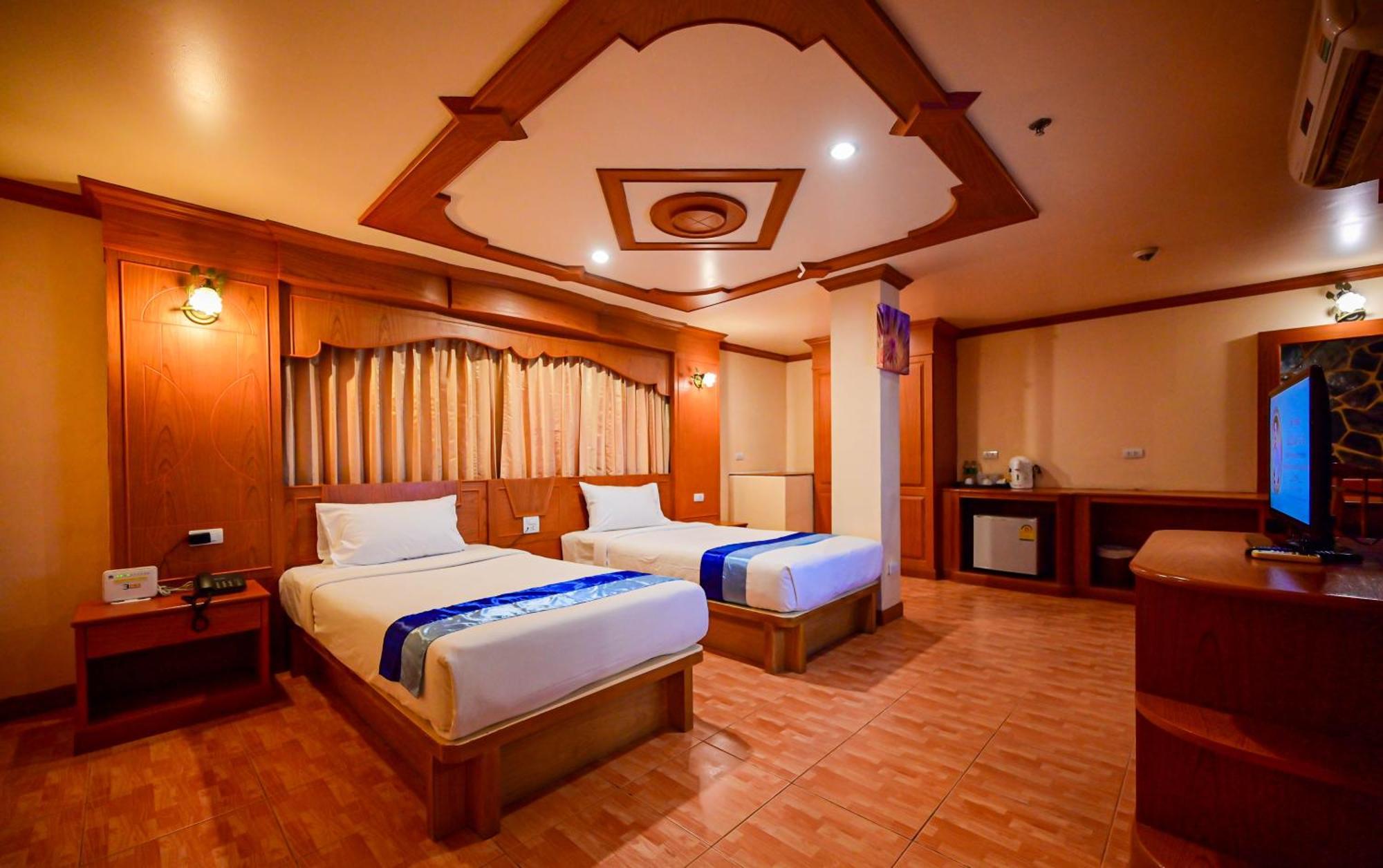 Tiger Complex Hotel Patong Eksteriør billede